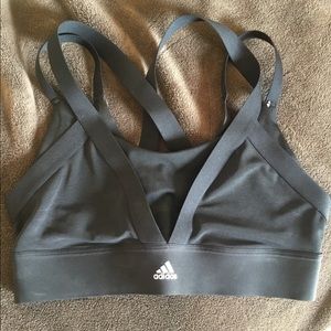 Adidas sports bra M